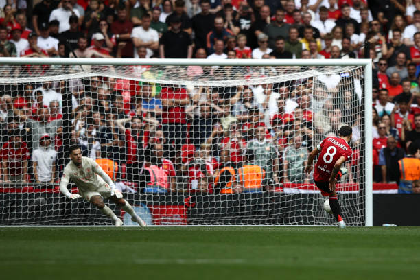 强势压制取 强势压制取