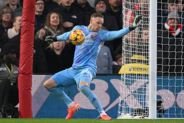 身披米兰球 身披米兰球