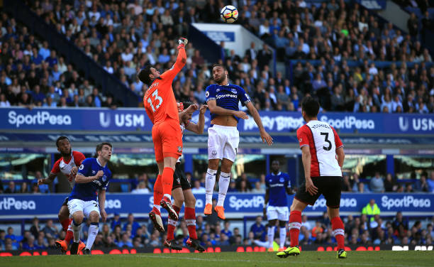 屏息凝神 屏息凝神